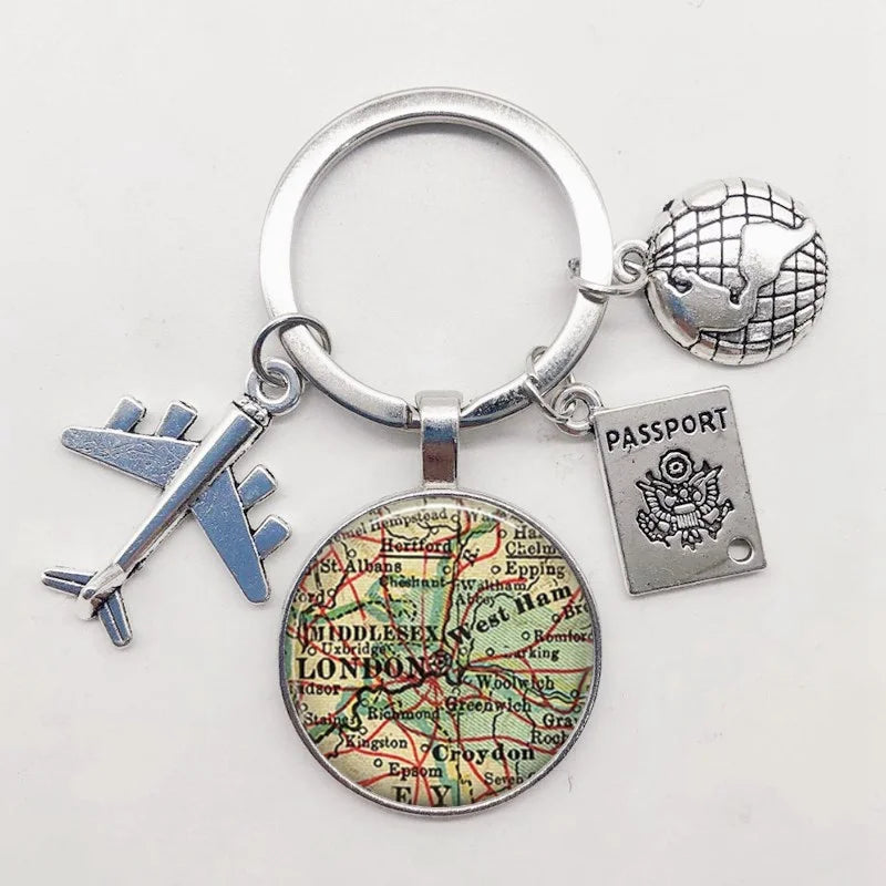 World Map Keychain Travel Exploring Glass Dome Cabachon Aircraft Charm Pendant Keychain Men's and Women's Gift Jewelry Keychain.