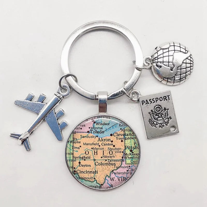 World Map Keychain Travel Exploring Glass Dome Cabachon Aircraft Charm Pendant Keychain Men's and Women's Gift Jewelry Keychain.