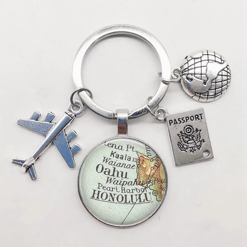 World Map Keychain Travel Exploring Glass Dome Cabachon Aircraft Charm Pendant Keychain Men's and Women's Gift Jewelry Keychain.