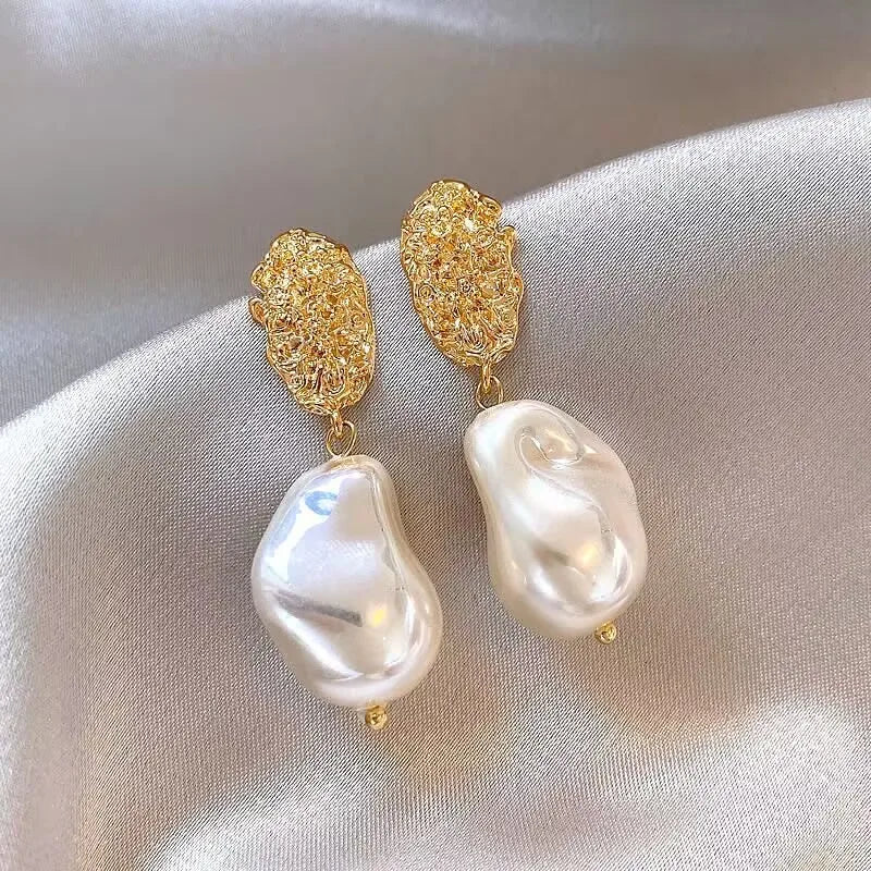 French Retro Baroque Irregular Imitation Pearl Geometry Water Drop Earring for Women European American Jewelry Trend Gift