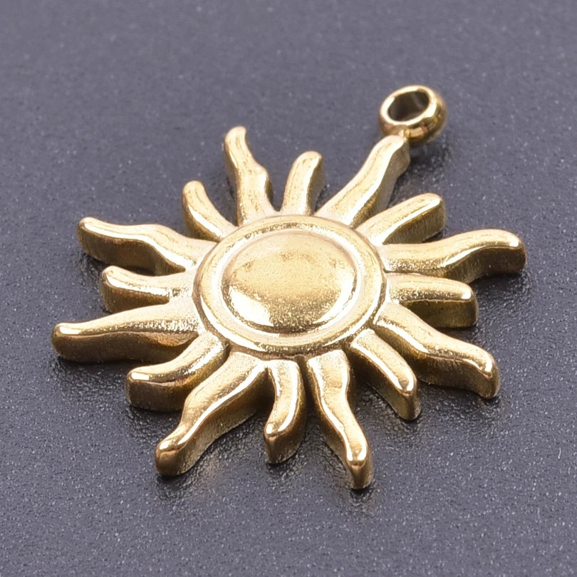 Vintage 6PCS/LOT Sun Stainless Steel Pendant for Jewelry Making Sun Shaped Charms DIY Earring Bracelet Necklace Findings No Fade