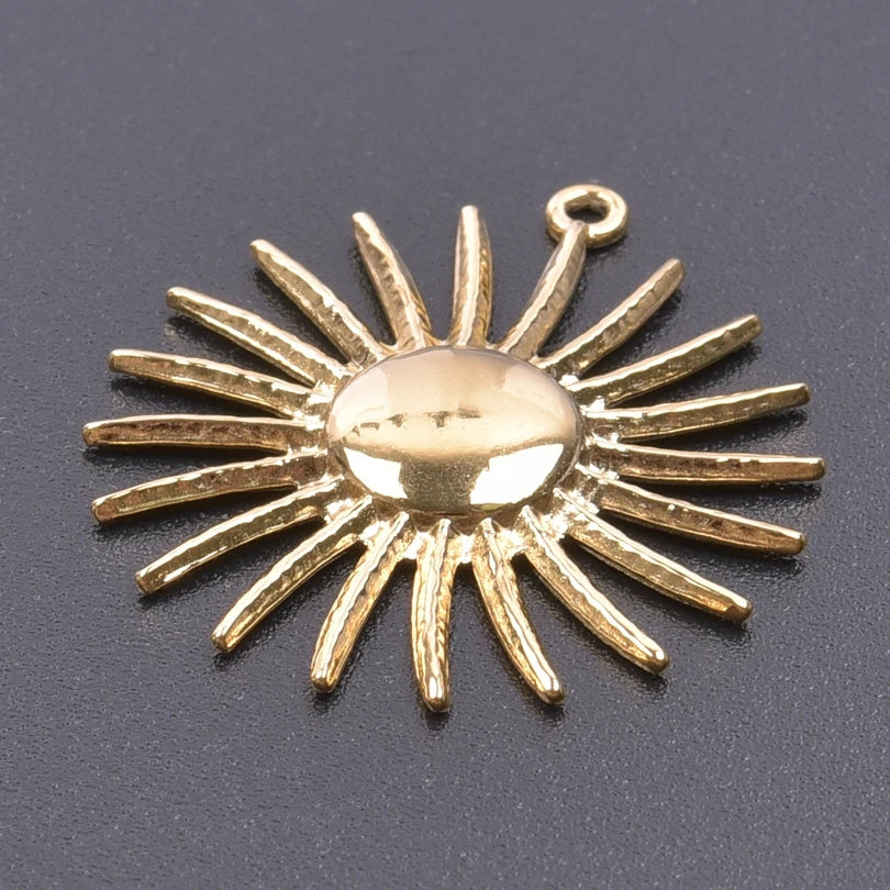 Vintage 6PCS/LOT Sun Stainless Steel Pendant for Jewelry Making Sun Shaped Charms DIY Earring Bracelet Necklace Findings No Fade